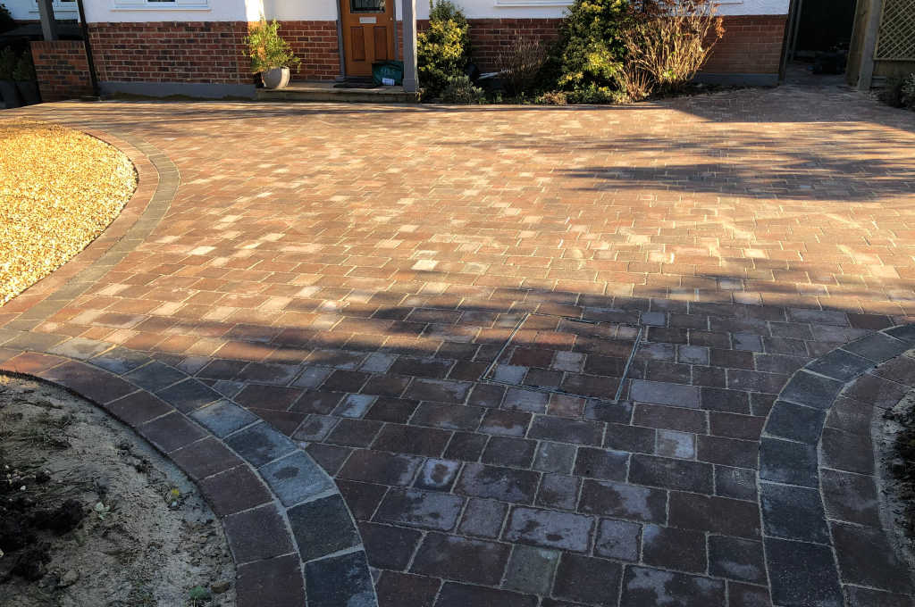 Block paving and gravel driveway 